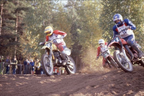 Sintonen 16, Arto Nyqvist, takana Matti Tarkkonen